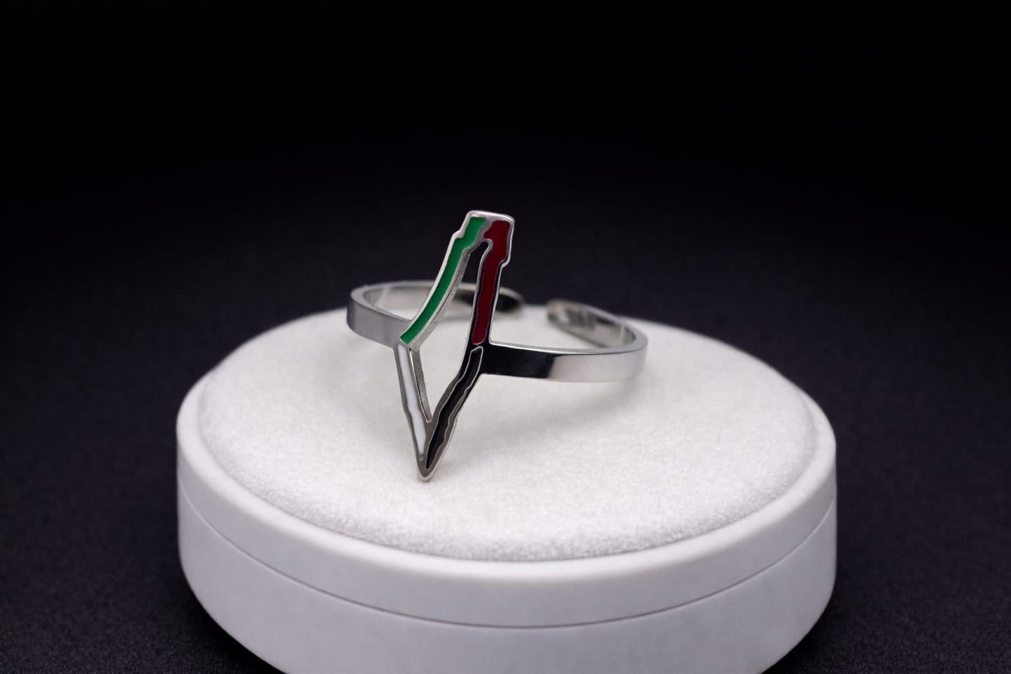 Colorful Palestine map ring – a piece that expresses belonging