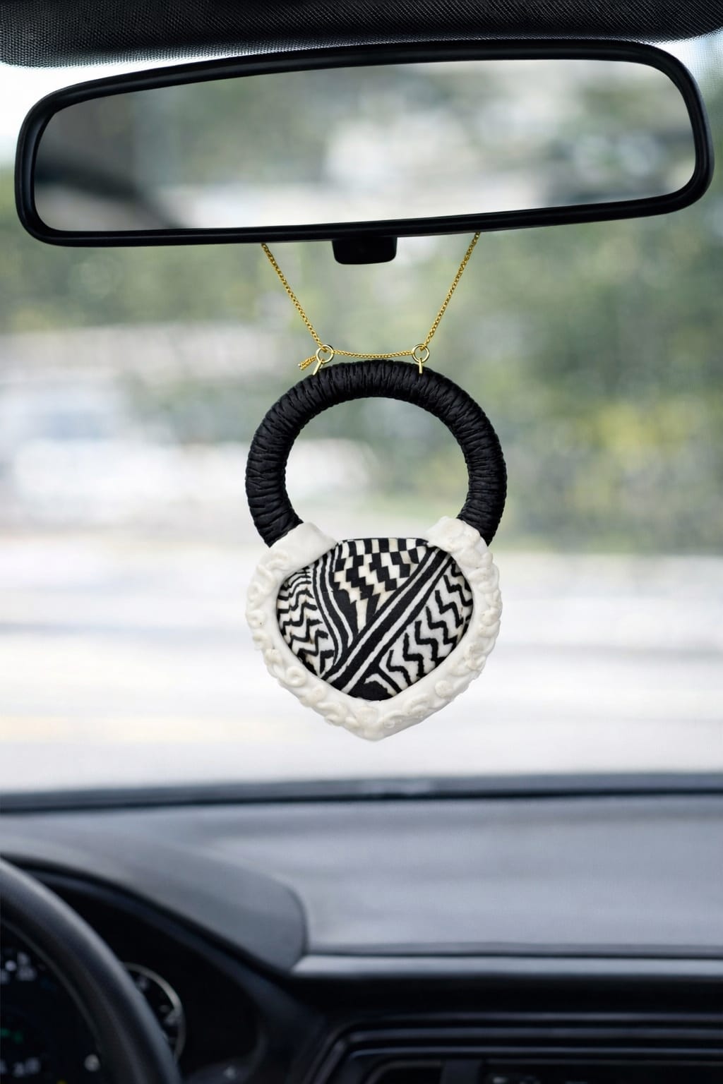A traditional pendant inspired by the Palestinian keffiyeh.