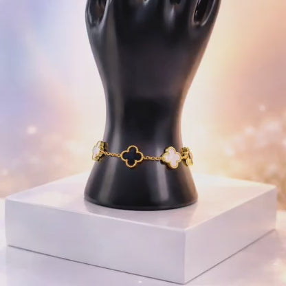 Luxury four-flower bracelet